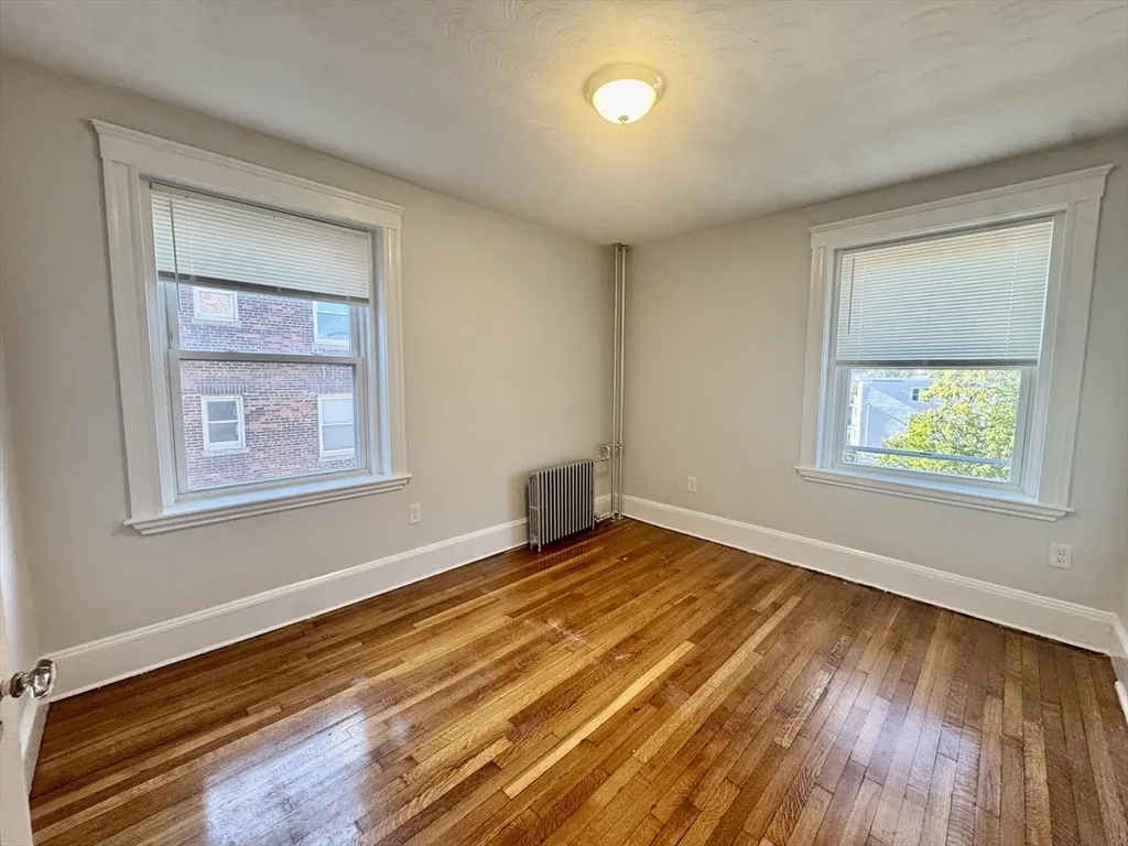 2 bed, 1 bath apartment for rent at 1615 Commonwealth Ave Unit 27, Brighton — photo 5 of 10