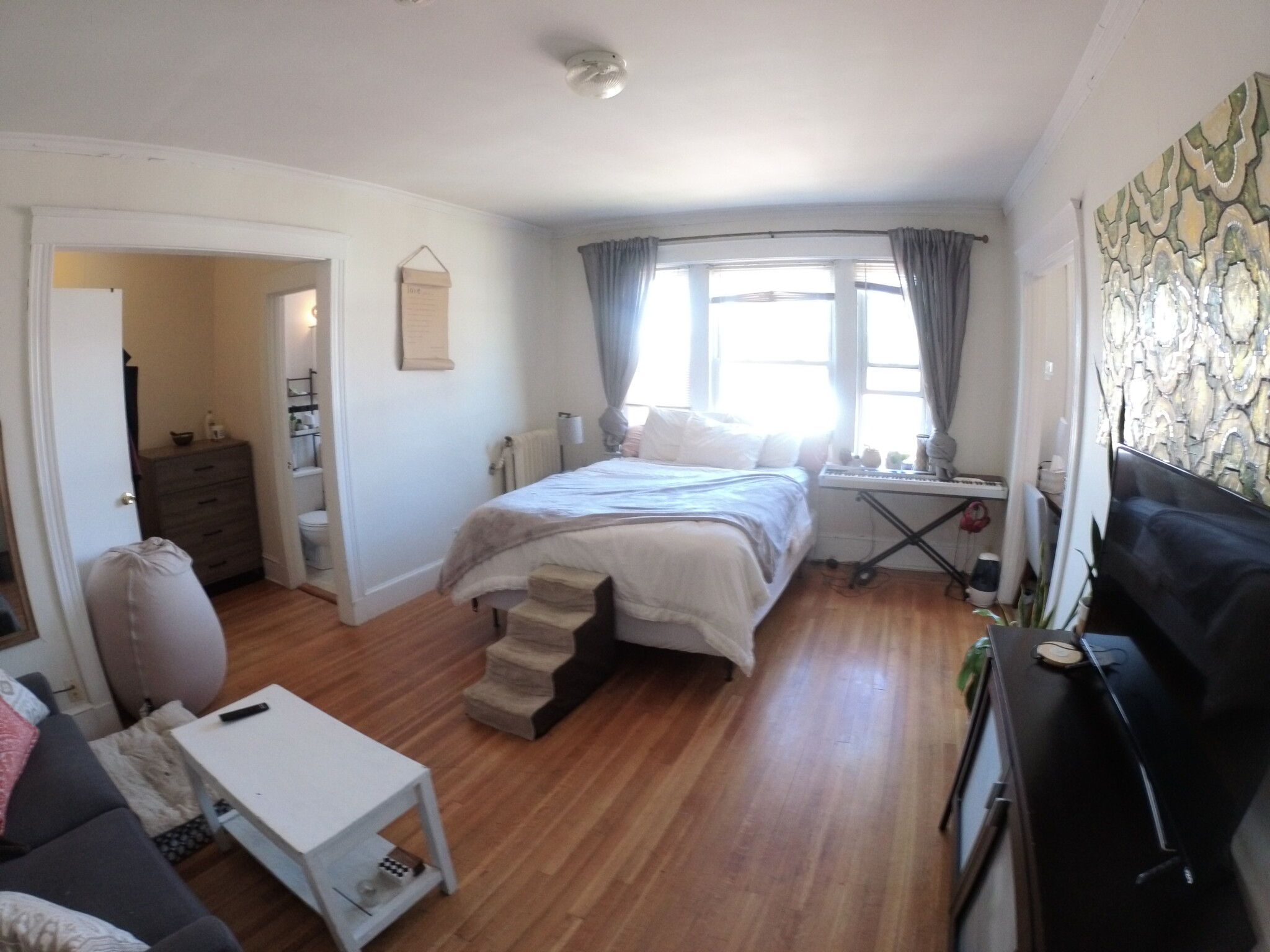 Studio bed, 1 bath apartment for rent at 1615 Commonwealth Ave Unit 33, Brighton — photo 2 of 10