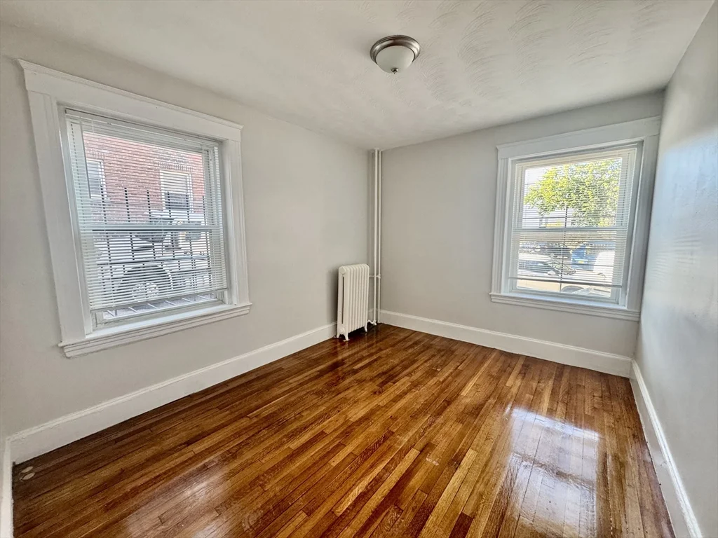 2 bed, 1 bath apartment for rent at 1615 Commonwealth Ave Unit 6, Brighton — photo 4 of 11
