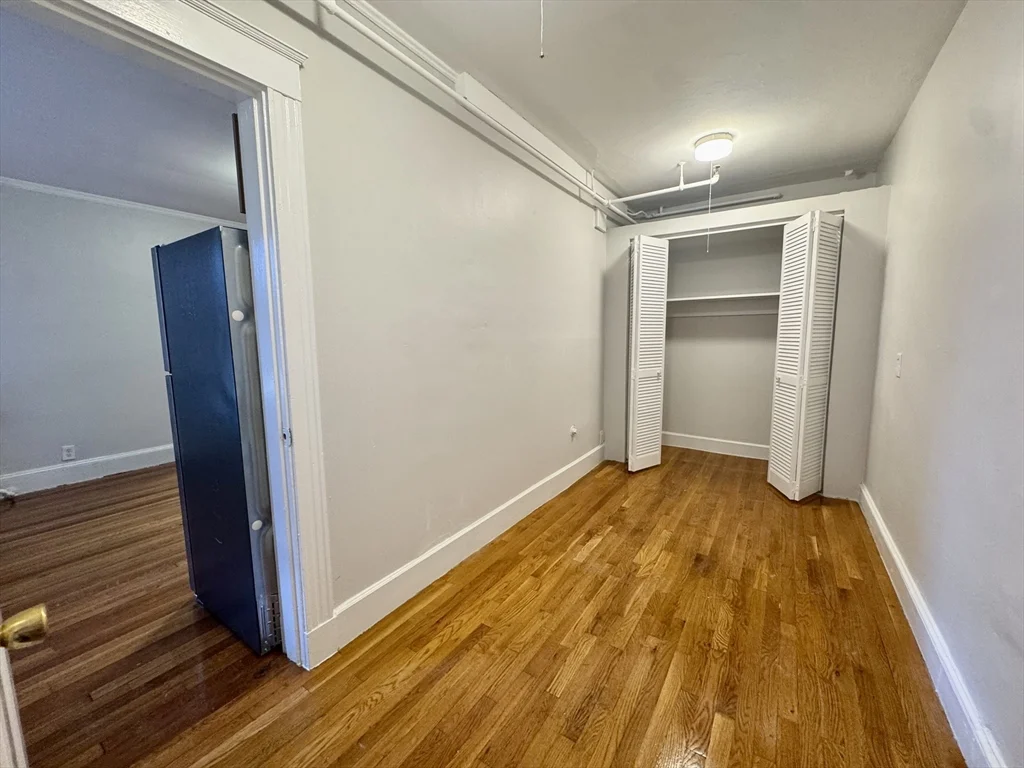2 bed, 1 bath apartment for rent at 1615 Commonwealth Ave Unit 6, Brighton — photo 8 of 11
