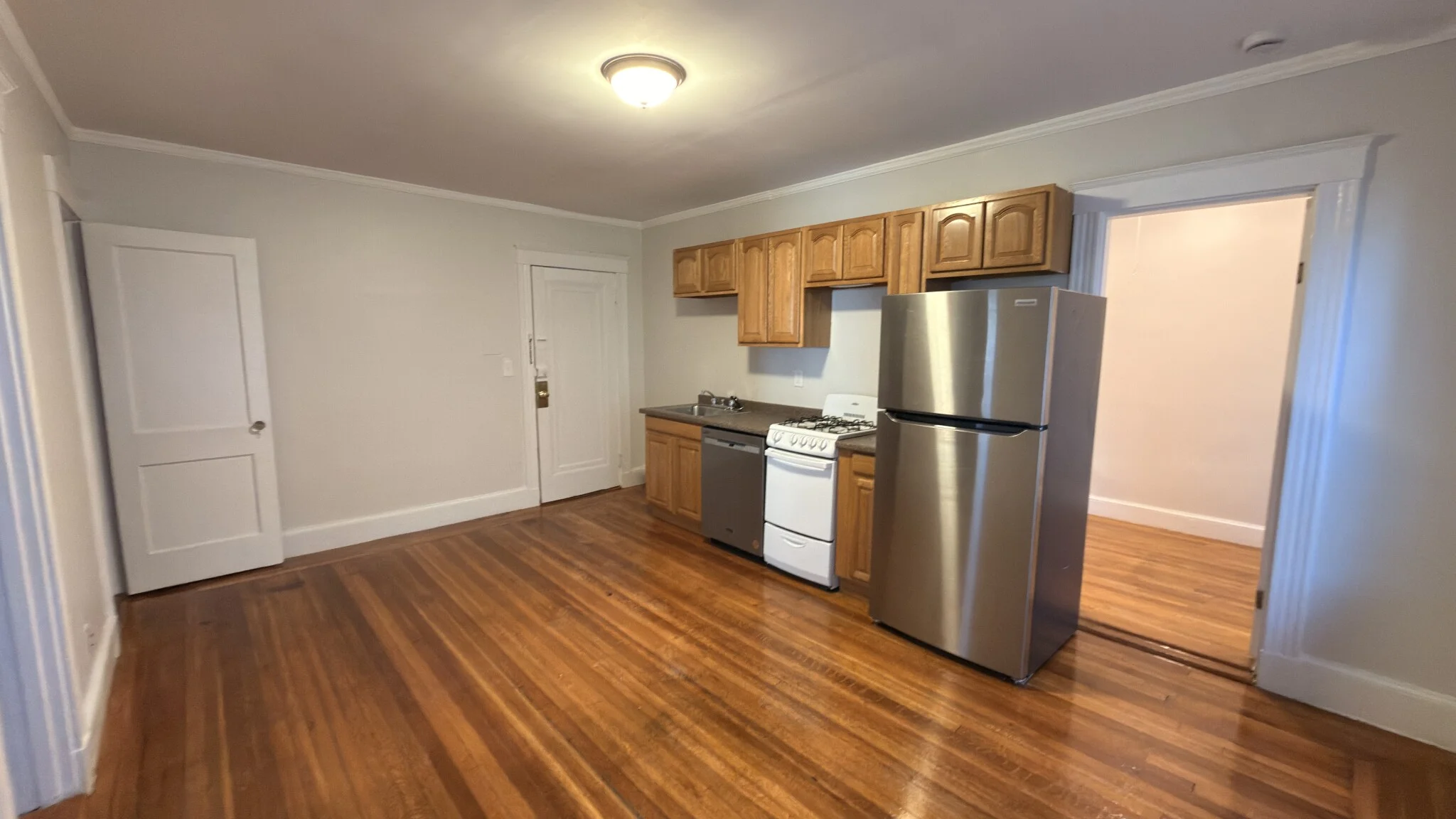 1 bed, 1 bath apartment for rent at 1615 Commonwealth Ave Unit 6D, Brighton — photo 1 of 12