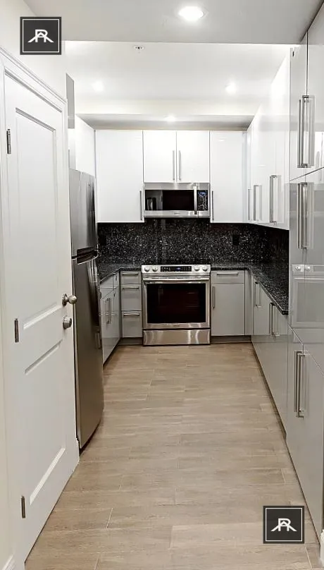 3 bed, 2 bath apartment for rent at 1616 Beacon St Unit 1, Corey Hill — photo 2 of 5