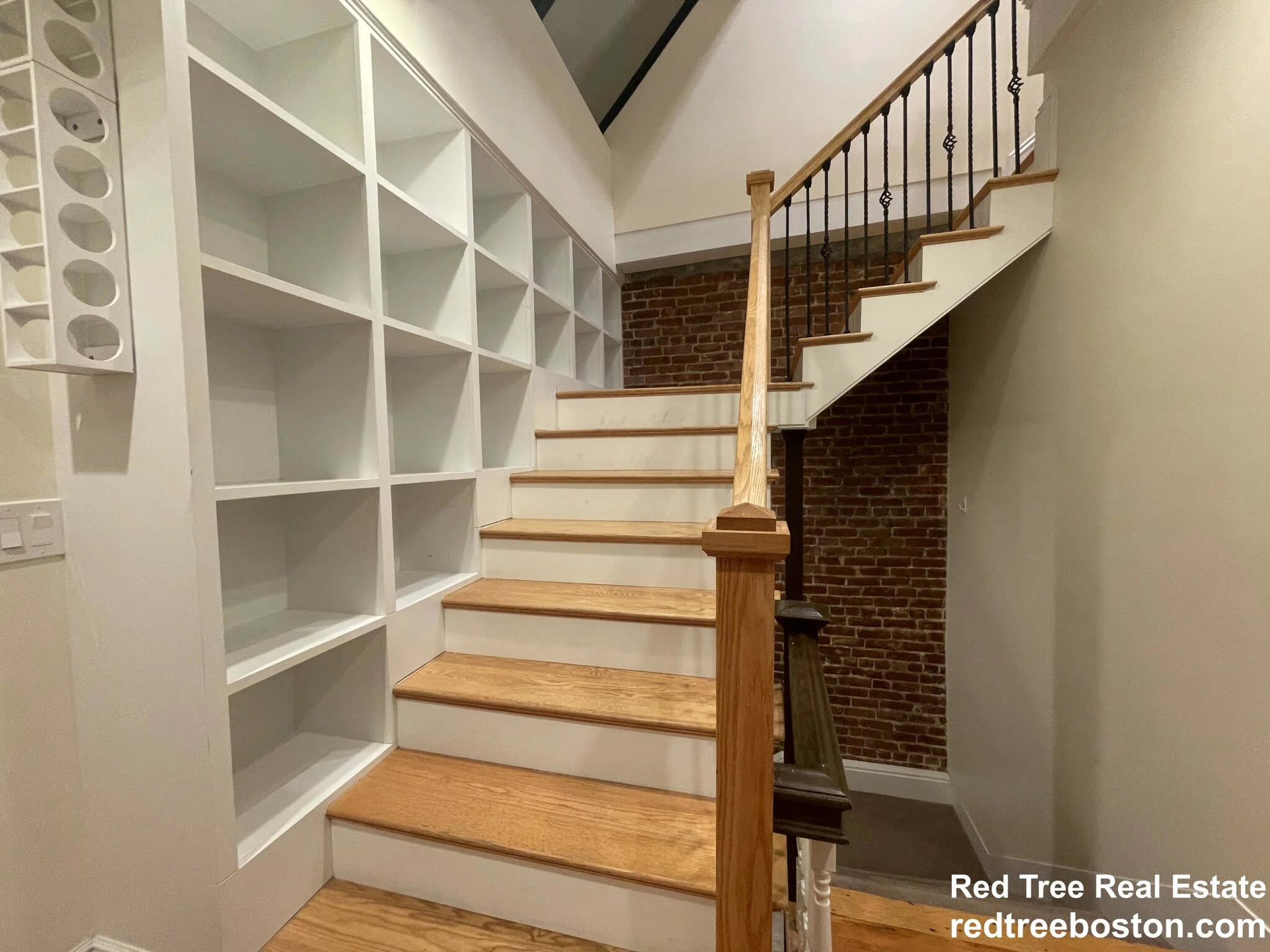 4 bed, 3 bath apartment for rent at 1616 Beacon St Unit 3A, Corey Hill — photo 9 of 17