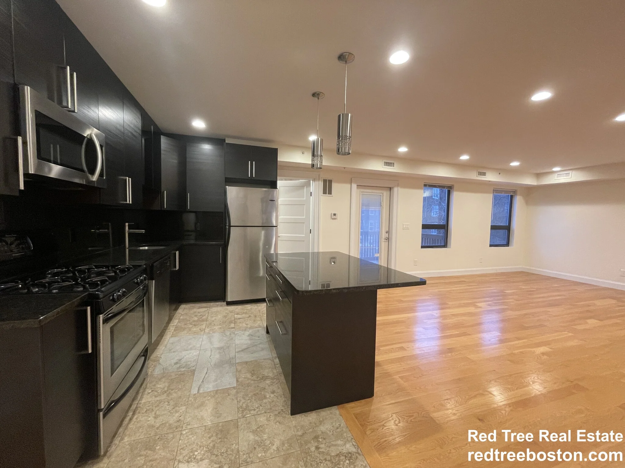 4 bed, 3 bath apartment for rent at 1616 Beacon St Unit 3A, Corey Hill — photo 3 of 17