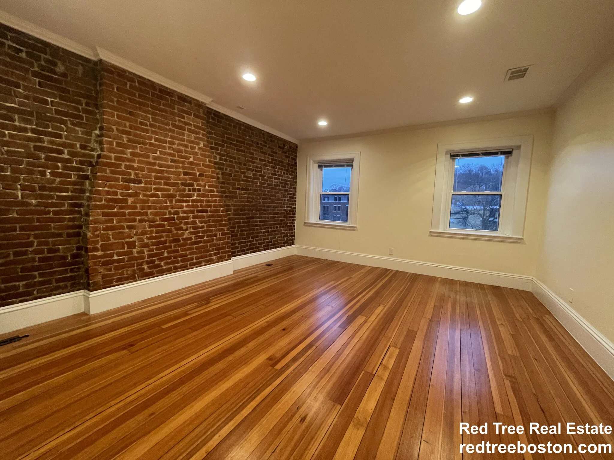 4 bed, 3 bath apartment for rent at 1616 Beacon St Unit 3A, Corey Hill — photo 10 of 17