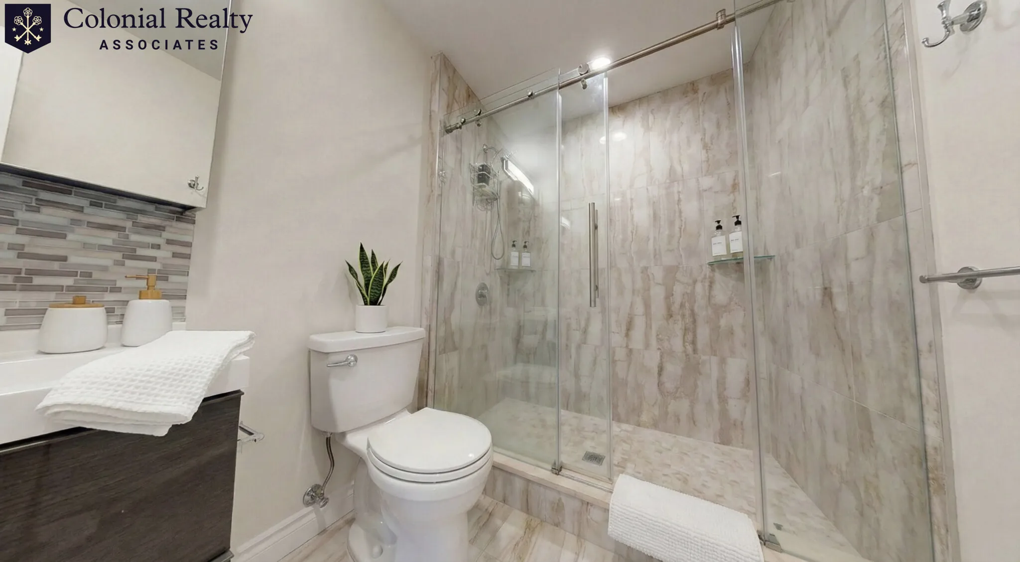 4 bed, 3 bath apartment for rent at 1616 Beacon St Unit 5, Corey Hill — photo 3 of 18