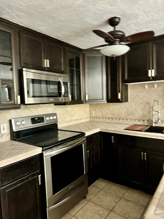 2 bed, 1 bath apartment for rent at 1619 Braley Rd Unit 98, Far North — photo 3 of 30