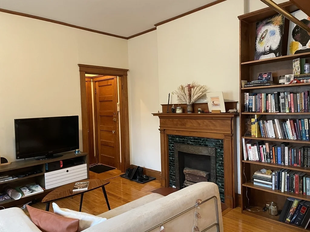 Studio bed, 1 bath apartment for rent at 1619 Massachusetts Ave Unit 26, Baldwin — photo 1 of 12