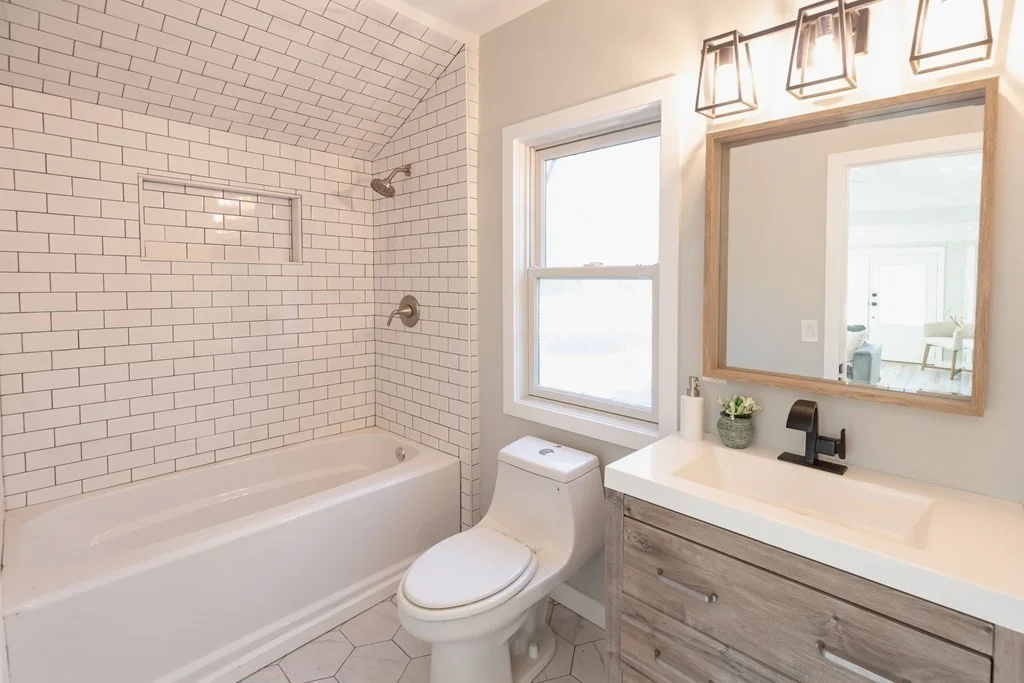 2 bed, 1 bath apartment for rent at 161R Micajah Pond Rd (Off), West Plymouth — photo 15 of 26