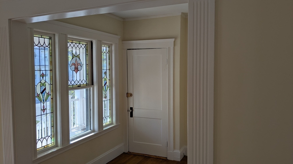 2 bed, 1 bath apartment for rent at 162-164 Langdon Ave Unit 162, Watertown — photo 4 of 25
