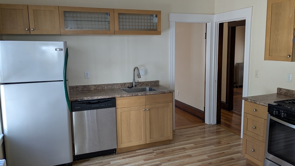 2 bed, 1 bath apartment for rent at 162-164 Langdon Ave Unit 162, Watertown — photo 9 of 25