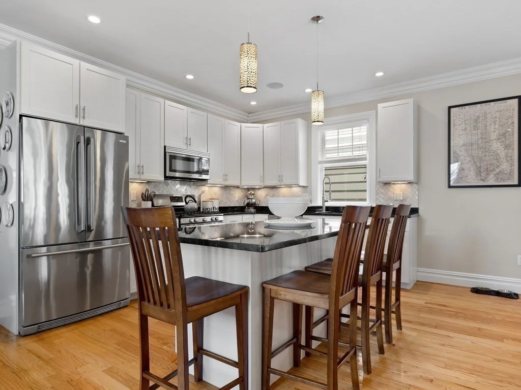 3 bed, 2 bath apartment for rent at 162 Athens St Unit 2, Boston — photo 3 of 21