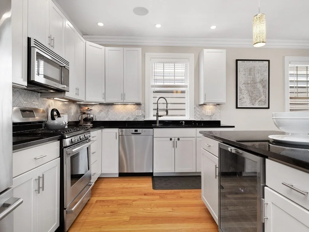 3 bed, 2 bath apartment for rent at 162 Athens St Unit 2, Boston — photo 1 of 21