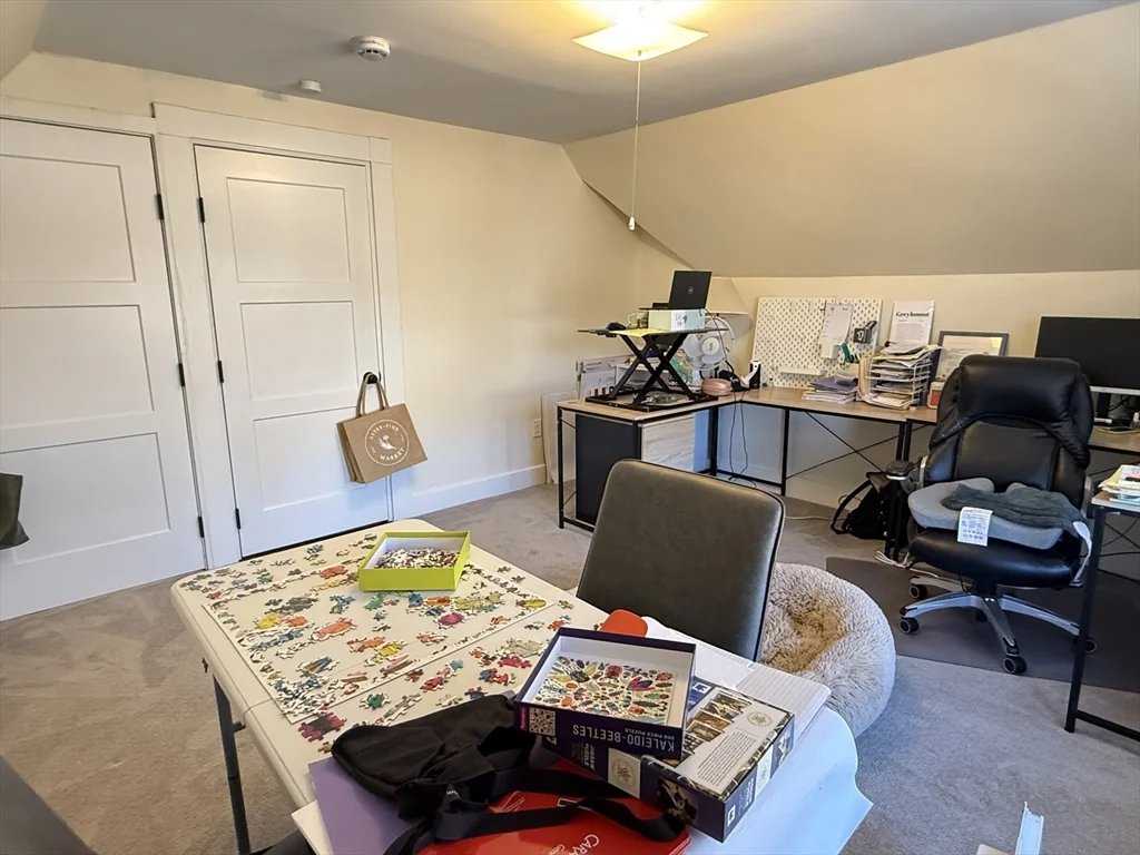 5 bed, 2 bath apartment for rent at 162 Babcock St Unit 2, Coolidge Corner — photo 15 of 20