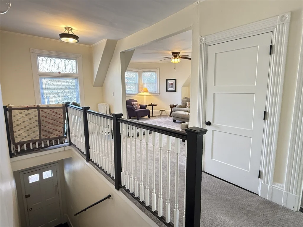 5 bed, 2 bath apartment for rent at 162 Babcock St Unit 2, Coolidge Corner — photo 3 of 20