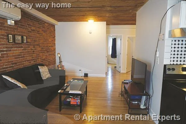 4 bed, 2 bath apartment for rent at 162 Broadway Unit 3, East Somerville — photo 4 of 11
