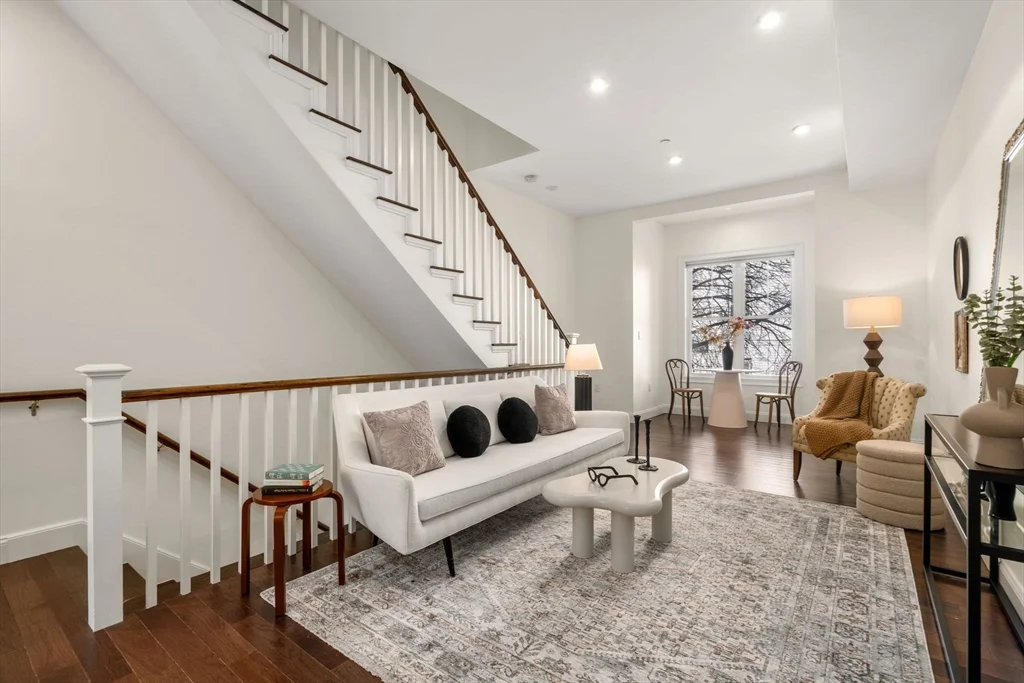 2 bed, 1 bath apartment for rent at 162 Clark St Unit TH, Kendall Square — photo 5 of 21