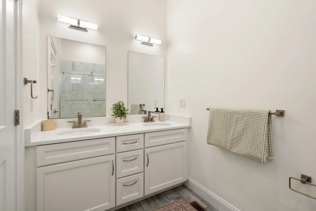 2 bed, 1 bath apartment for rent at 162 Clark St Unit TH, Kendall Square — photo 14 of 21
