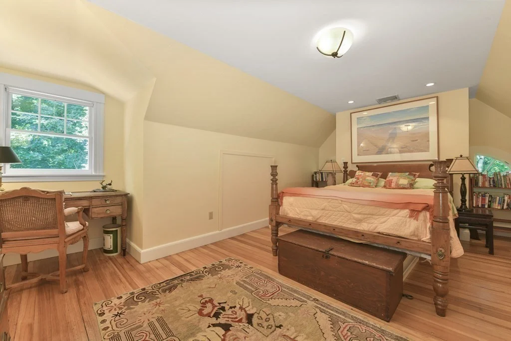 6 bed, 4+ bath apartment for rent at 162 Coolidge Hill, Coolidge Hill — photo 27 of 34
