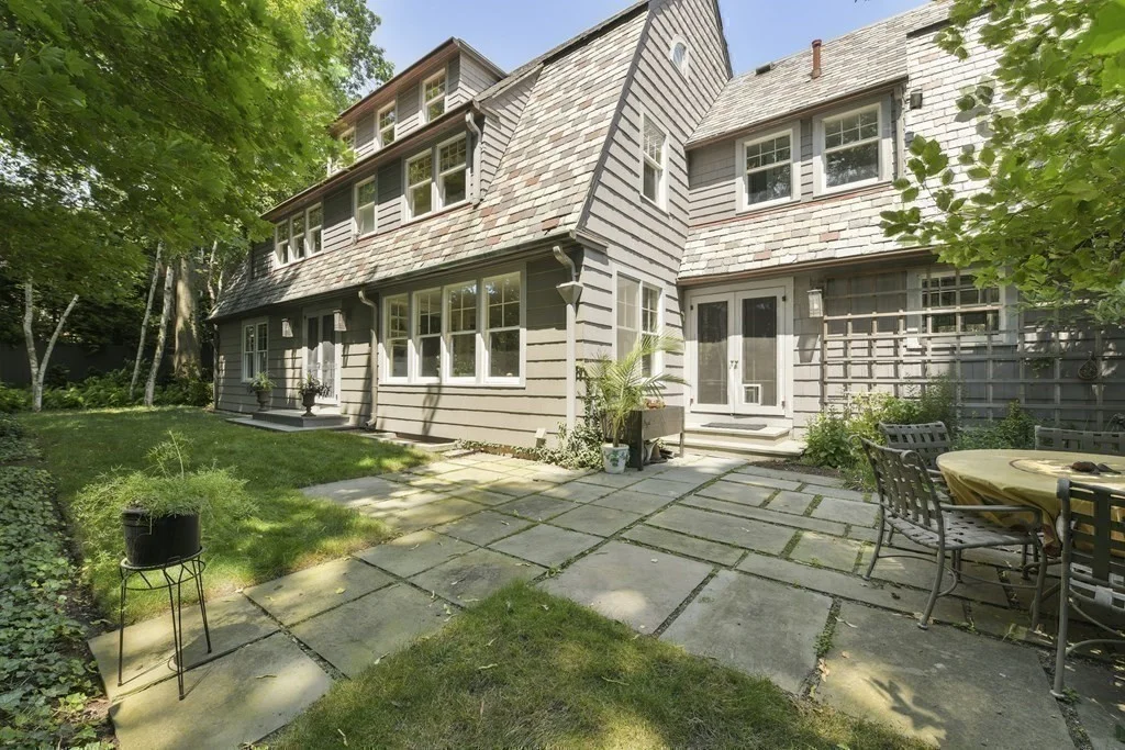 6 bed, 4+ bath apartment for rent at 162 Coolidge Hill, Coolidge Hill — photo 32 of 34