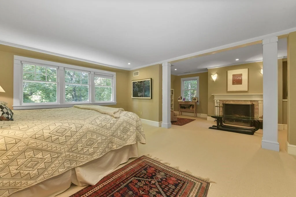 6 bed, 4+ bath apartment for rent at 162 Coolidge Hill, Coolidge Hill — photo 18 of 34