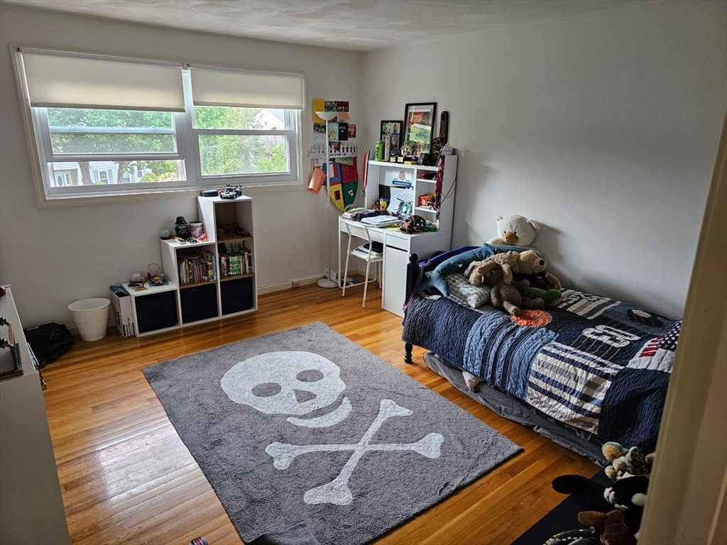 5 bed, 3 bath apartment for rent at 162 East Emerson Rd Unit 0, Lexington — photo 14 of 14