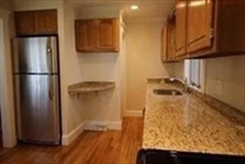 3 bed, 1 bath apartment for rent at 162 East Side Pkwa Unit 1, Newton — photo 14 of 24