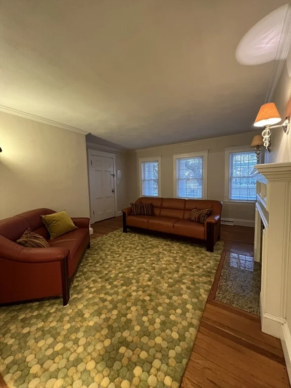 1 bed, 1 bath apartment for rent at 162 East Side Pkwa Unit 1, Newton — photo 3 of 22