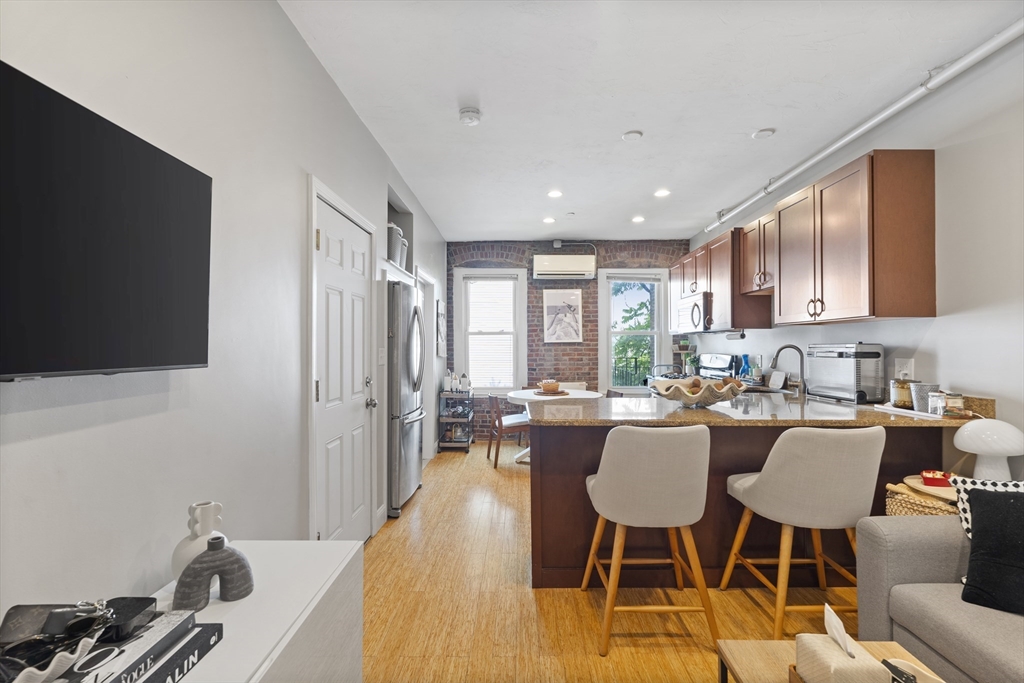 1 bed, 1 bath apartment for rent at 162 F St Unit 2, South Boston — photo 2 of 5