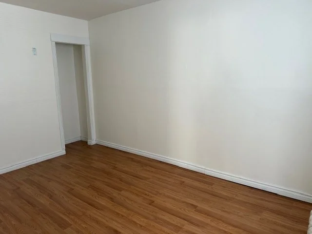 3 bed, 1 bath apartment for rent at 162 Hanover St Unit 2, Fall River — photo 6 of 9