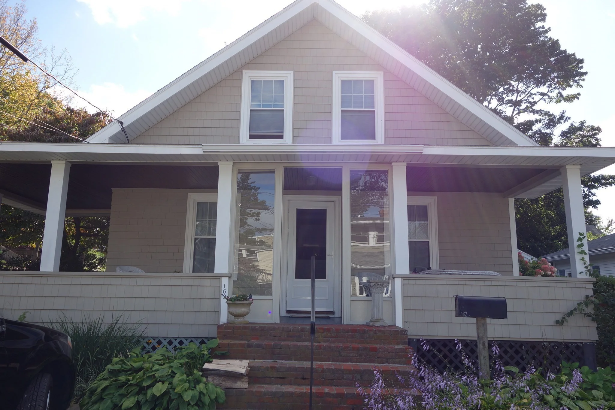 2 bed, 1 bath apartment for rent at 162 Jersey St, Marblehead — photo 3 of 21