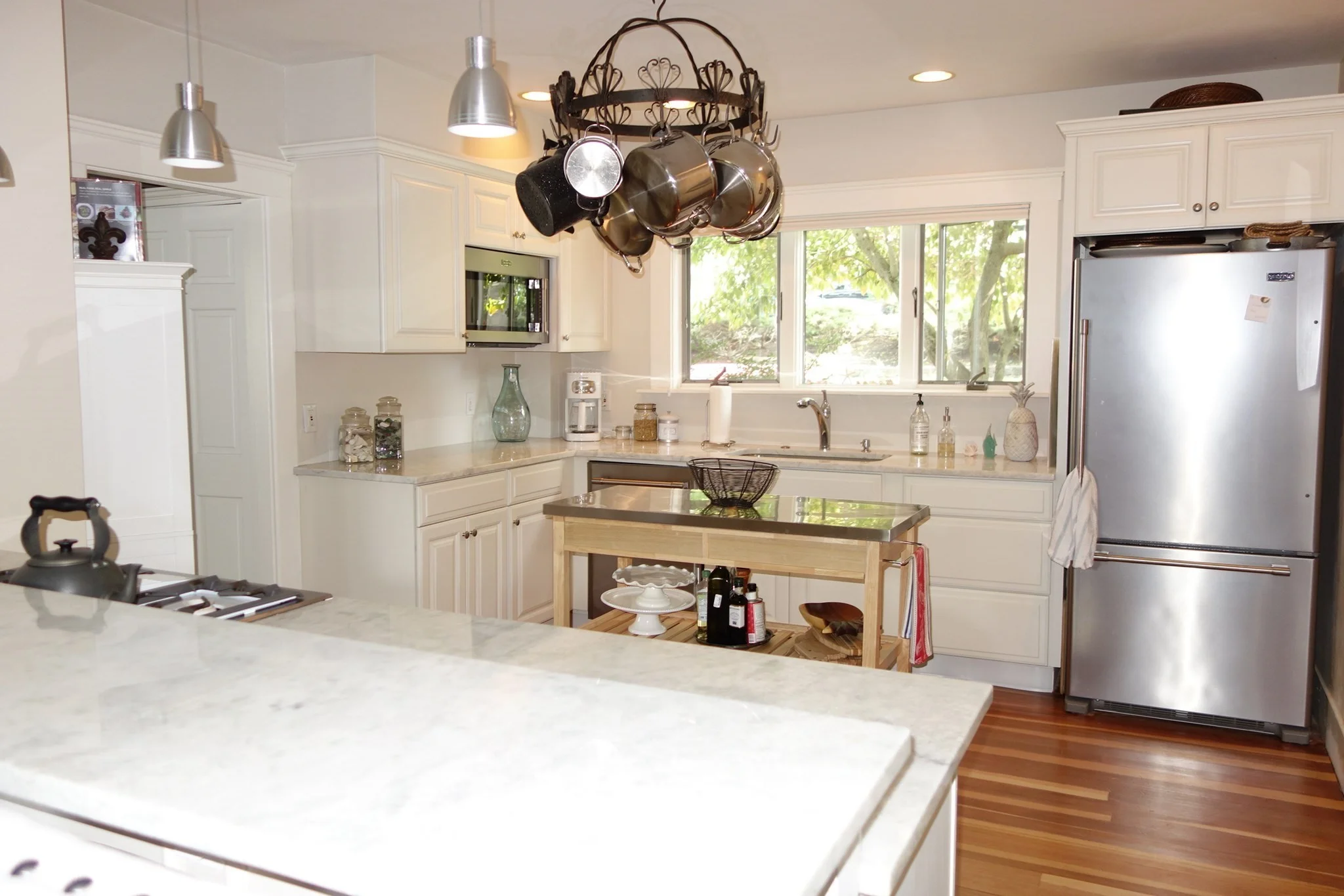2 bed, 1 bath apartment for rent at 162 Jersey St, Marblehead — photo 7 of 21