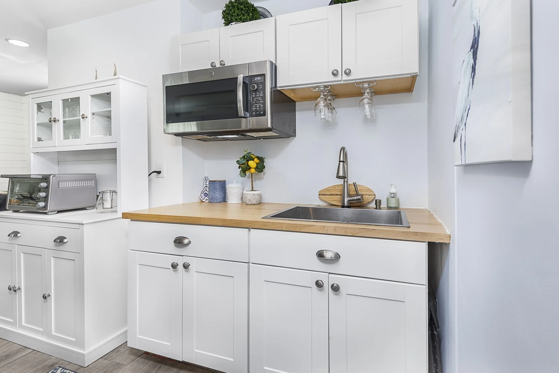 1 bed, 1 bath apartment for rent at 162 Jersey St Unit A, Marblehead — photo 9 of 18