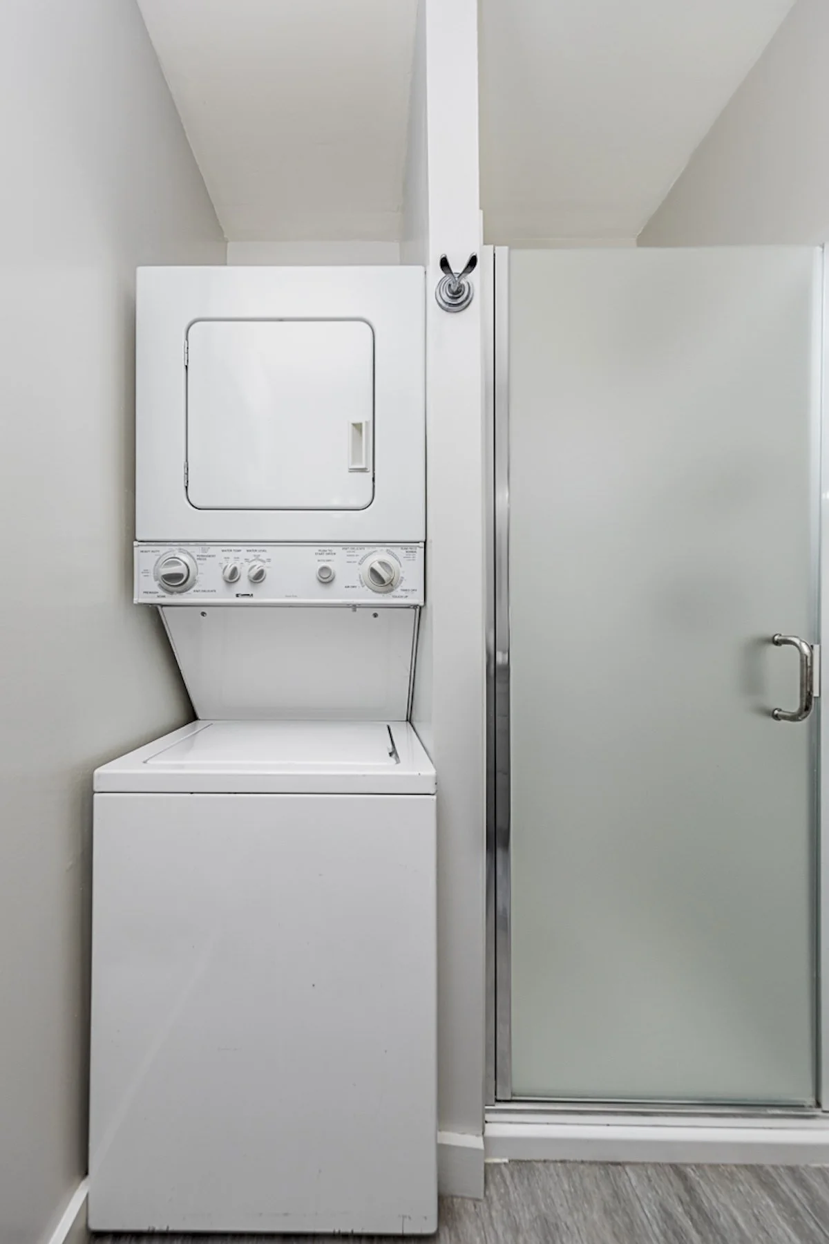 1 bed, 1 bath apartment for rent at 162 Jersey St Unit A, Marblehead — photo 16 of 18