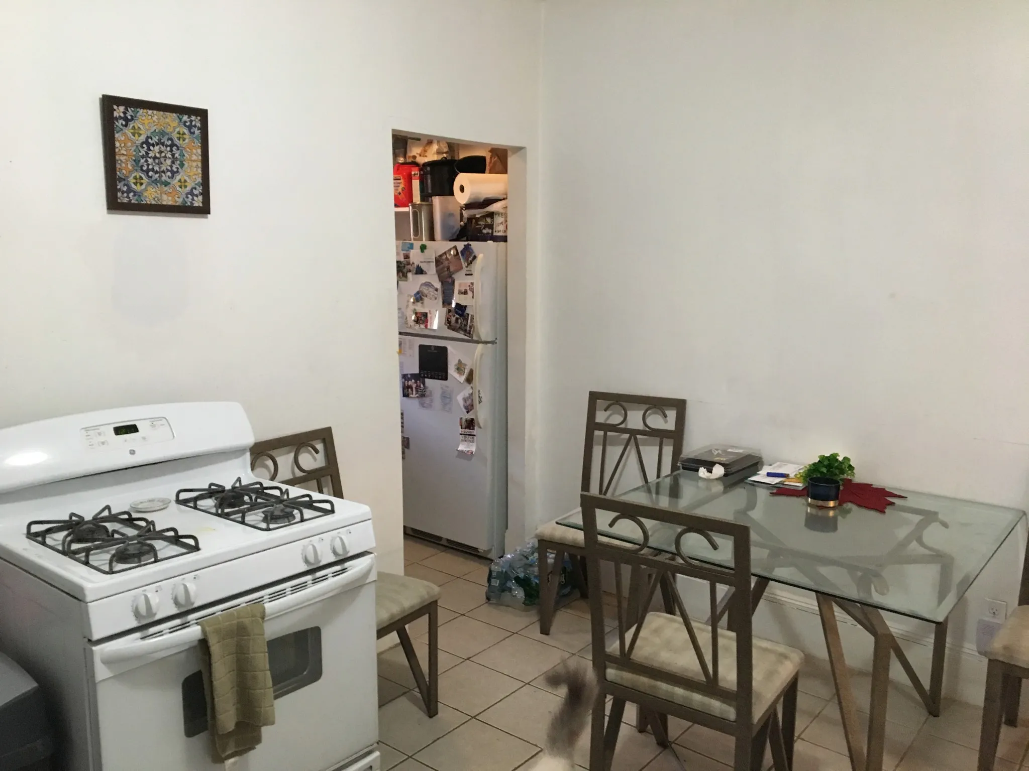 3 bed, 1 bath apartment for rent at 162 Kelton St Unit 1, Brighton — photo 2 of 11