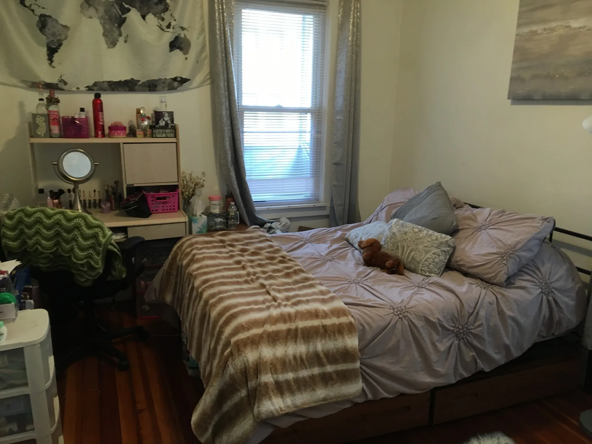 3 bed, 1 bath apartment for rent at 162 Kelton St Unit 1, Brighton — photo 5 of 11