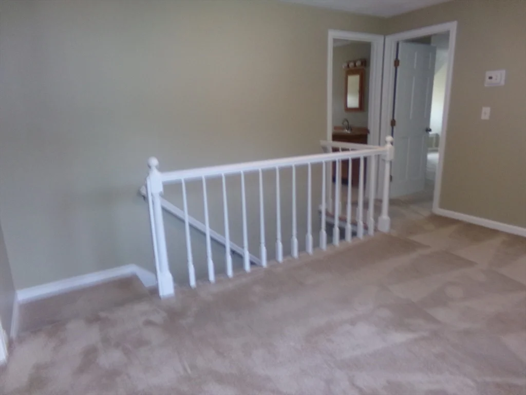 3 bed, 2 bath apartment for rent at 162 Middlesex Ave Unit 1, Wilmington — photo 16 of 33