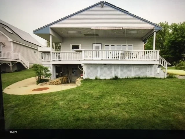 2 bed, 1 bath apartment for rent at 162 R Pettey Ln Unit WINTER RENT, South Westport — photo 2 of 22