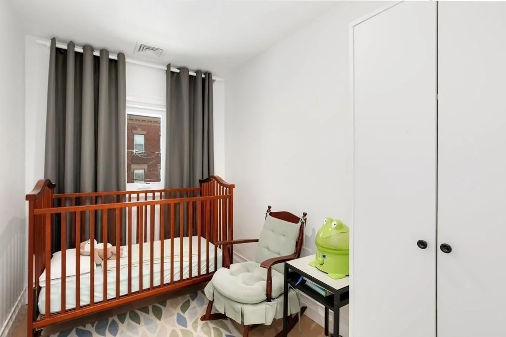 4 bed, 3 bath apartment for rent at 162 Saratoga Unit A, Boston — photo 18 of 24