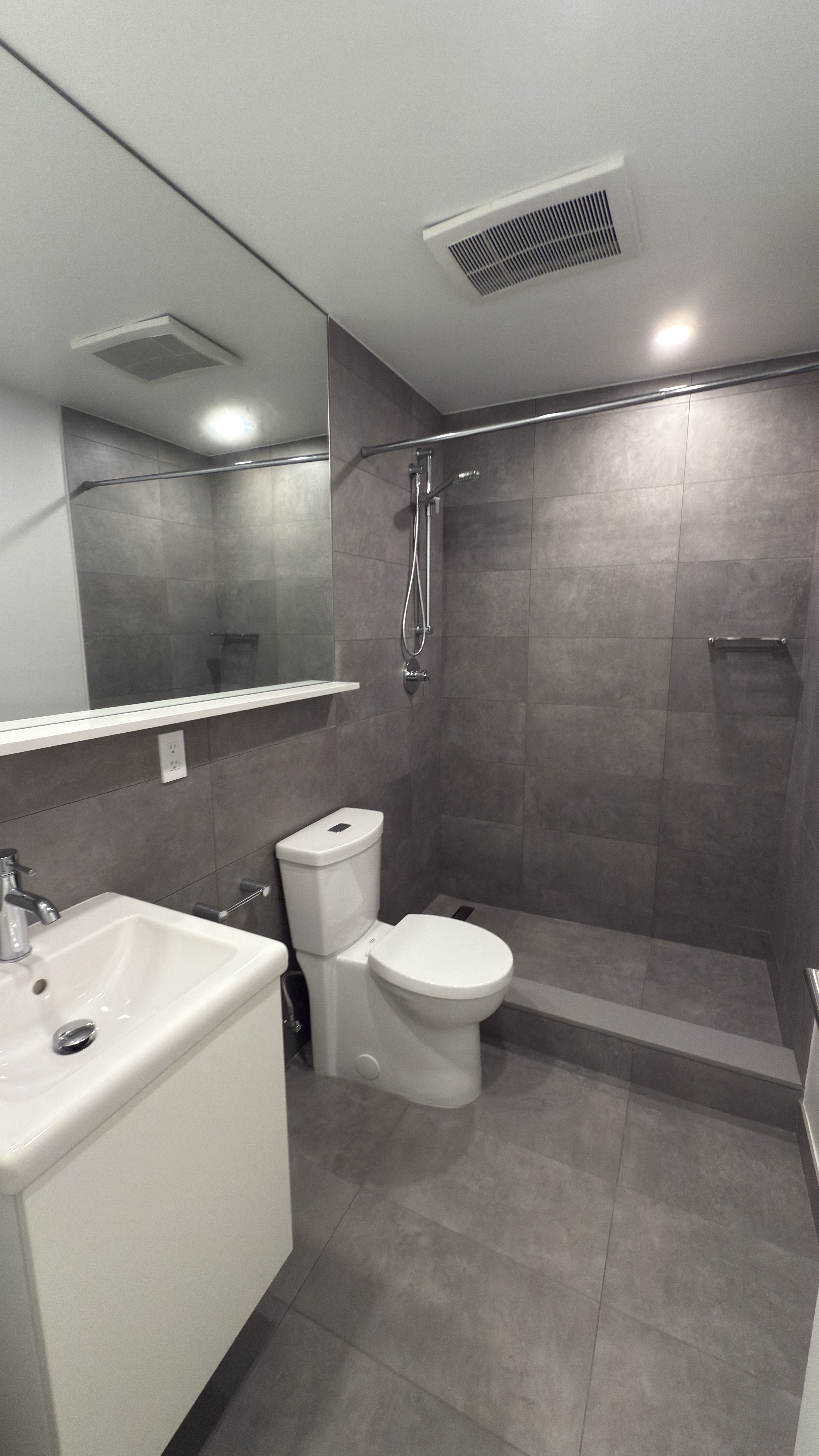 Studio bed, 1 bath apartment for rent at 162 Summer St Unit 17D, Spring Hill — photo 9 of 9