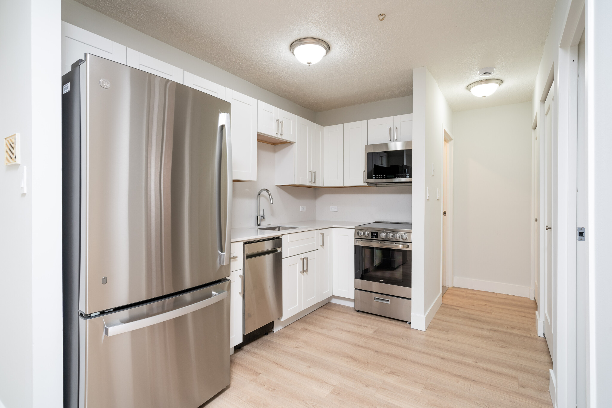 1 bed, 1 bath apartment for rent at 162 Summer St Unit 24, Spring Hill — photo 1 of 7