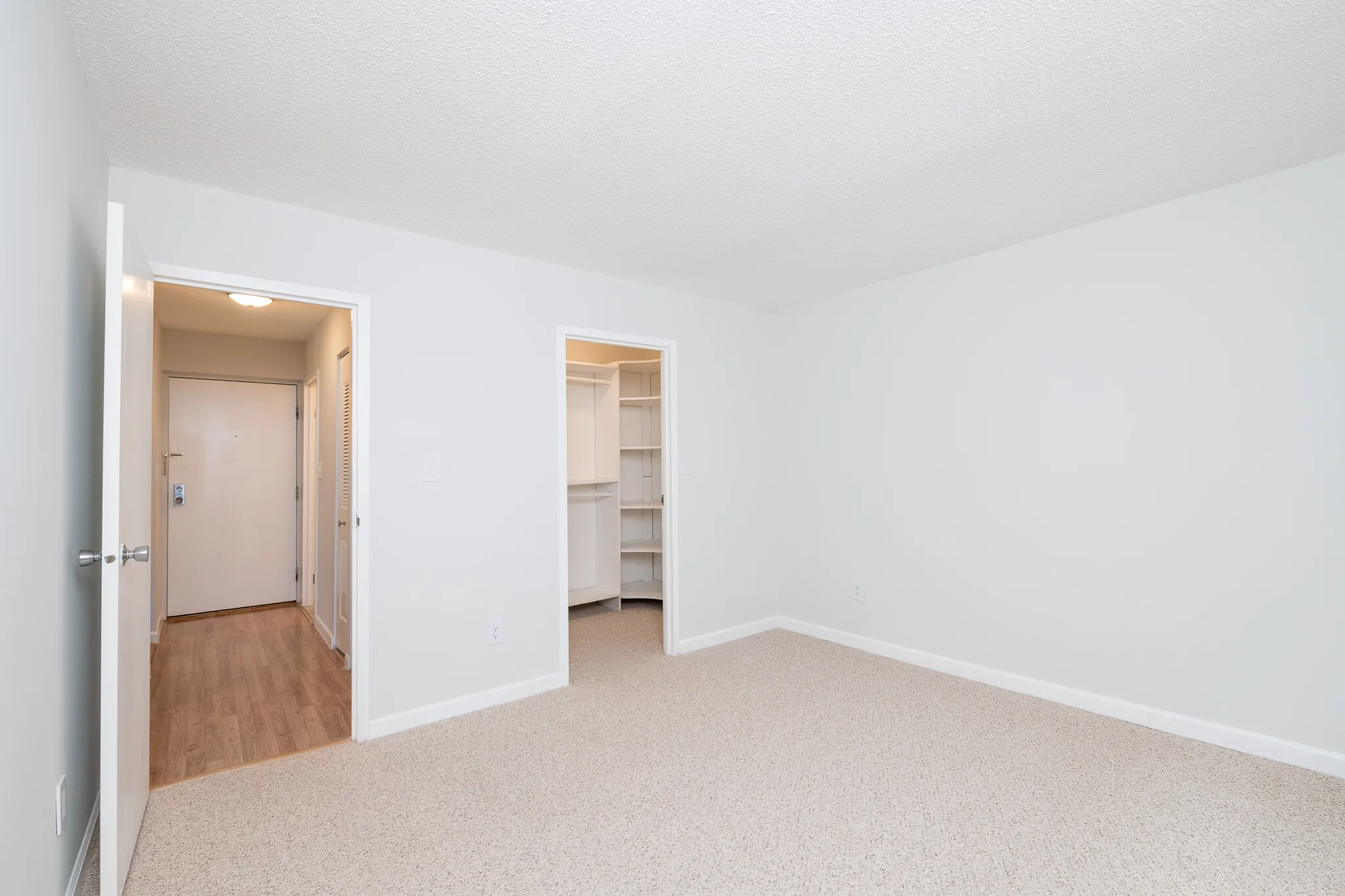 2 bed, 1 bath apartment for rent at 162 Summer St Unit 26, Spring Hill — photo 3 of 8