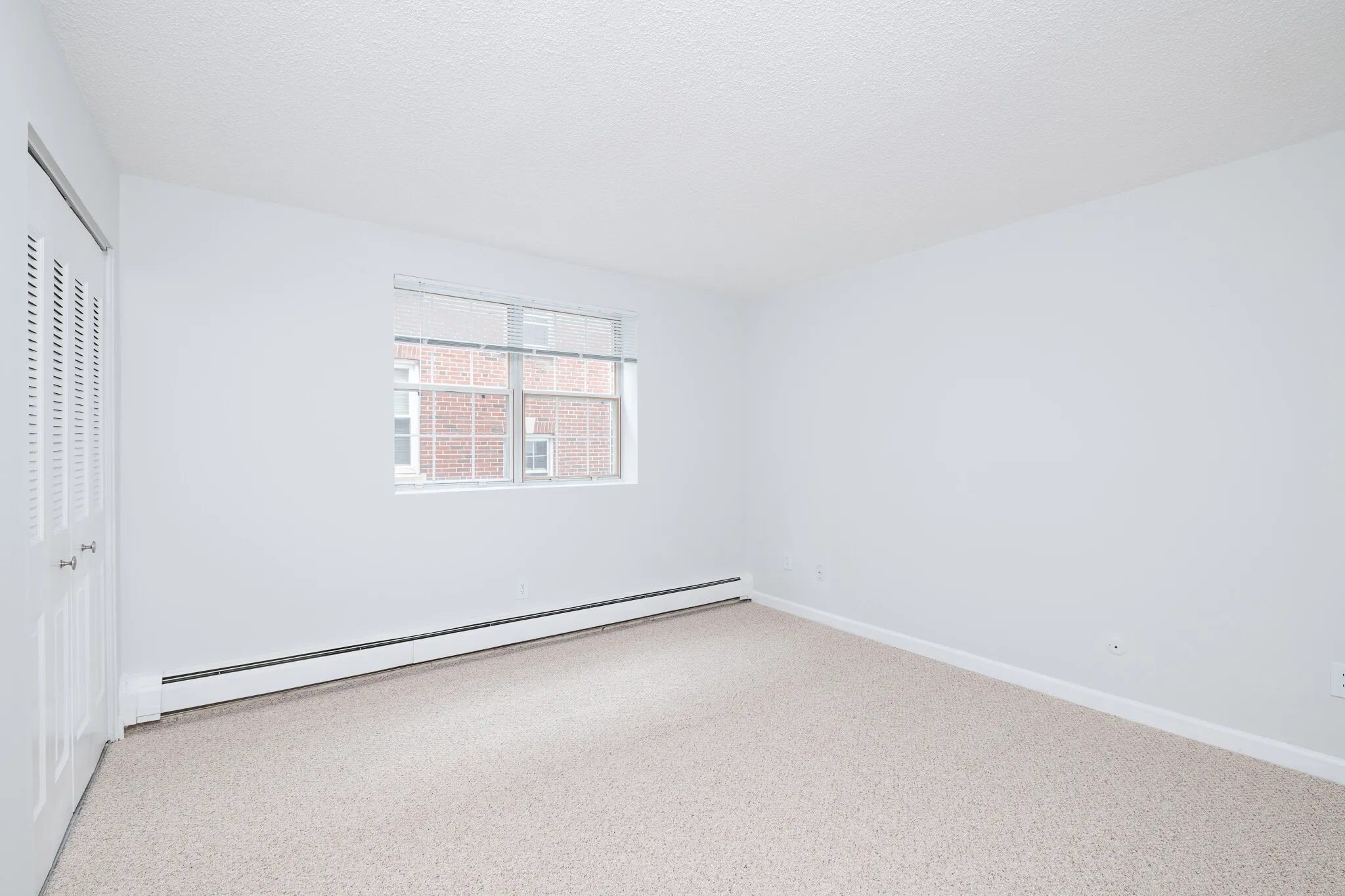 2 bed, 1 bath apartment for rent at 162 Summer St Unit 26, Spring Hill — photo 4 of 8