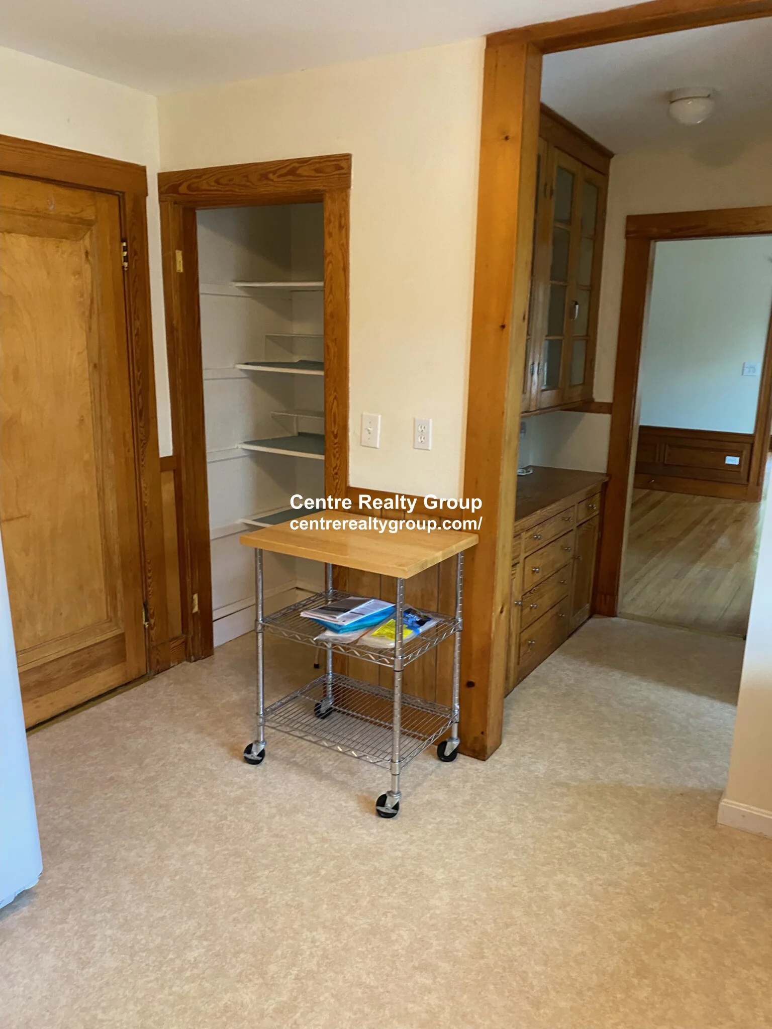 2 bed, 1.5 bath apartment for rent at 162 Washington St Unit 2, Newton Corner — photo 4 of 22