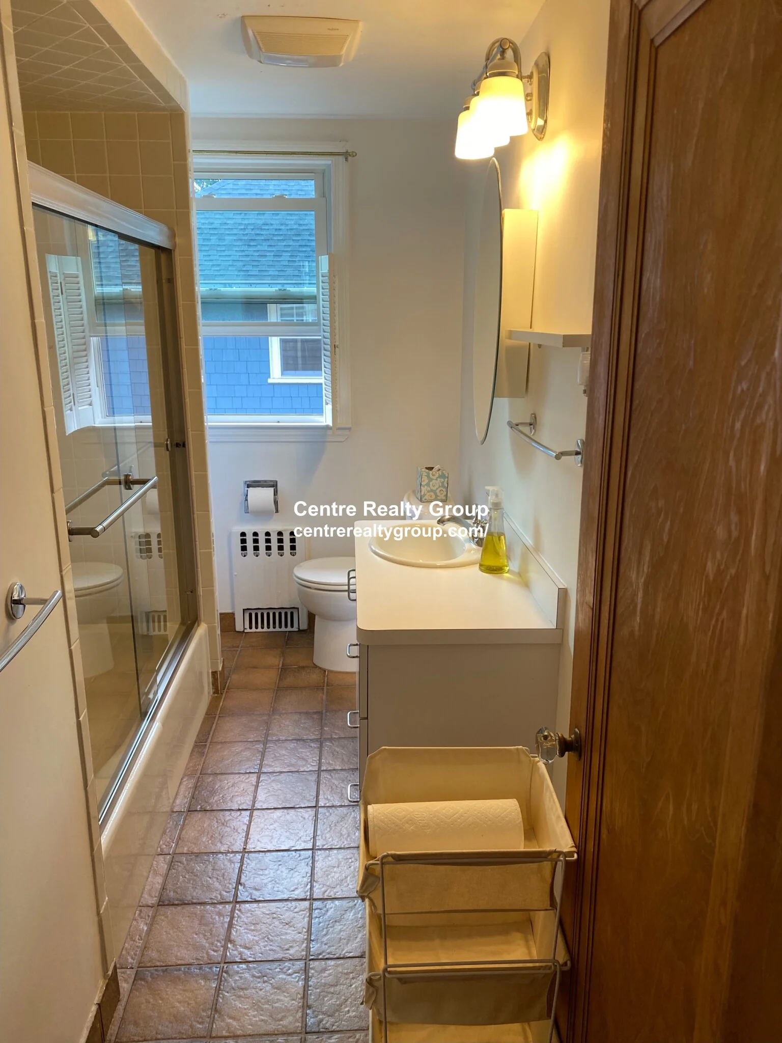 2 bed, 1.5 bath apartment for rent at 162 Washington St Unit 2, Newton Corner — photo 15 of 22