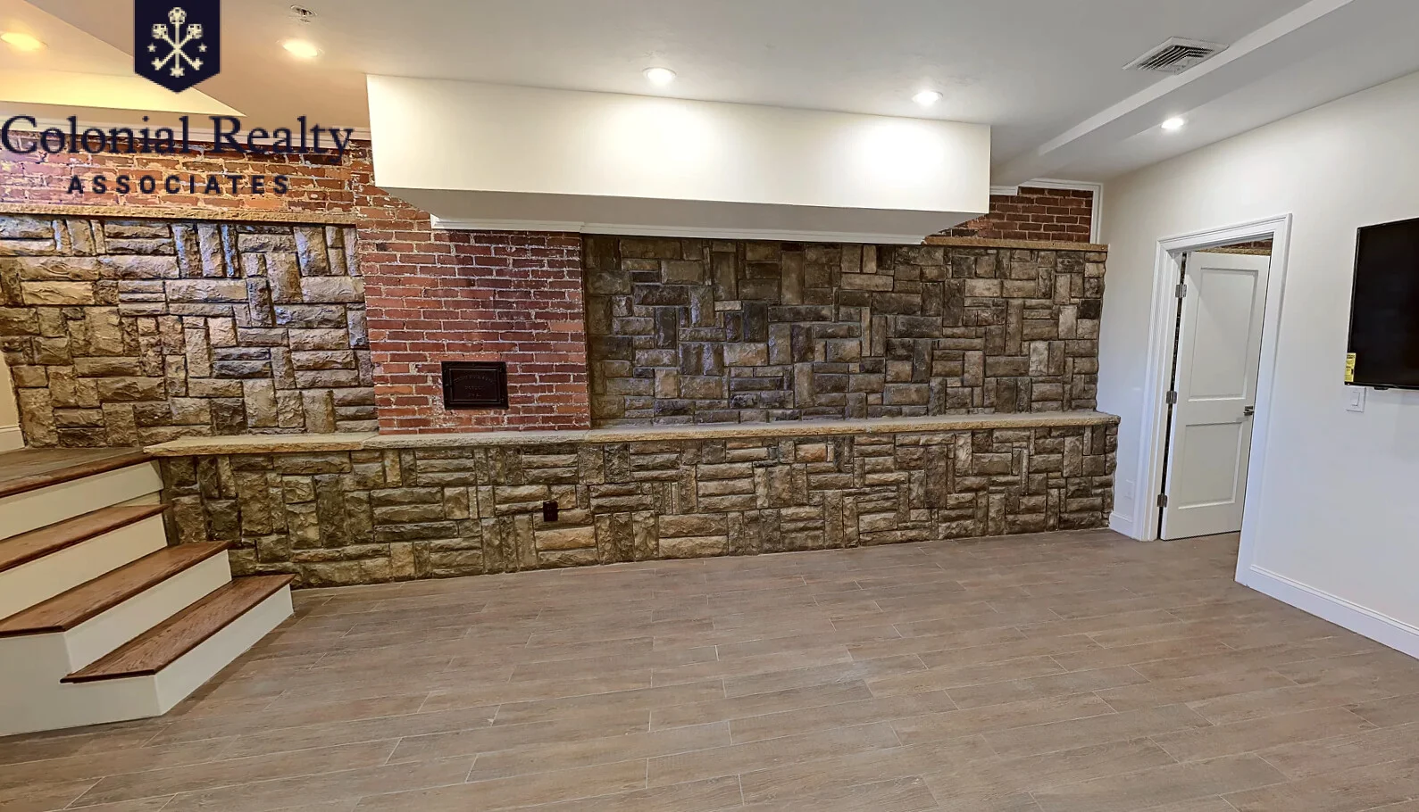 3 bed, 2 bath apartment for rent at 1620 Beacon St Unit 11, Corey Hill — photo 3 of 21