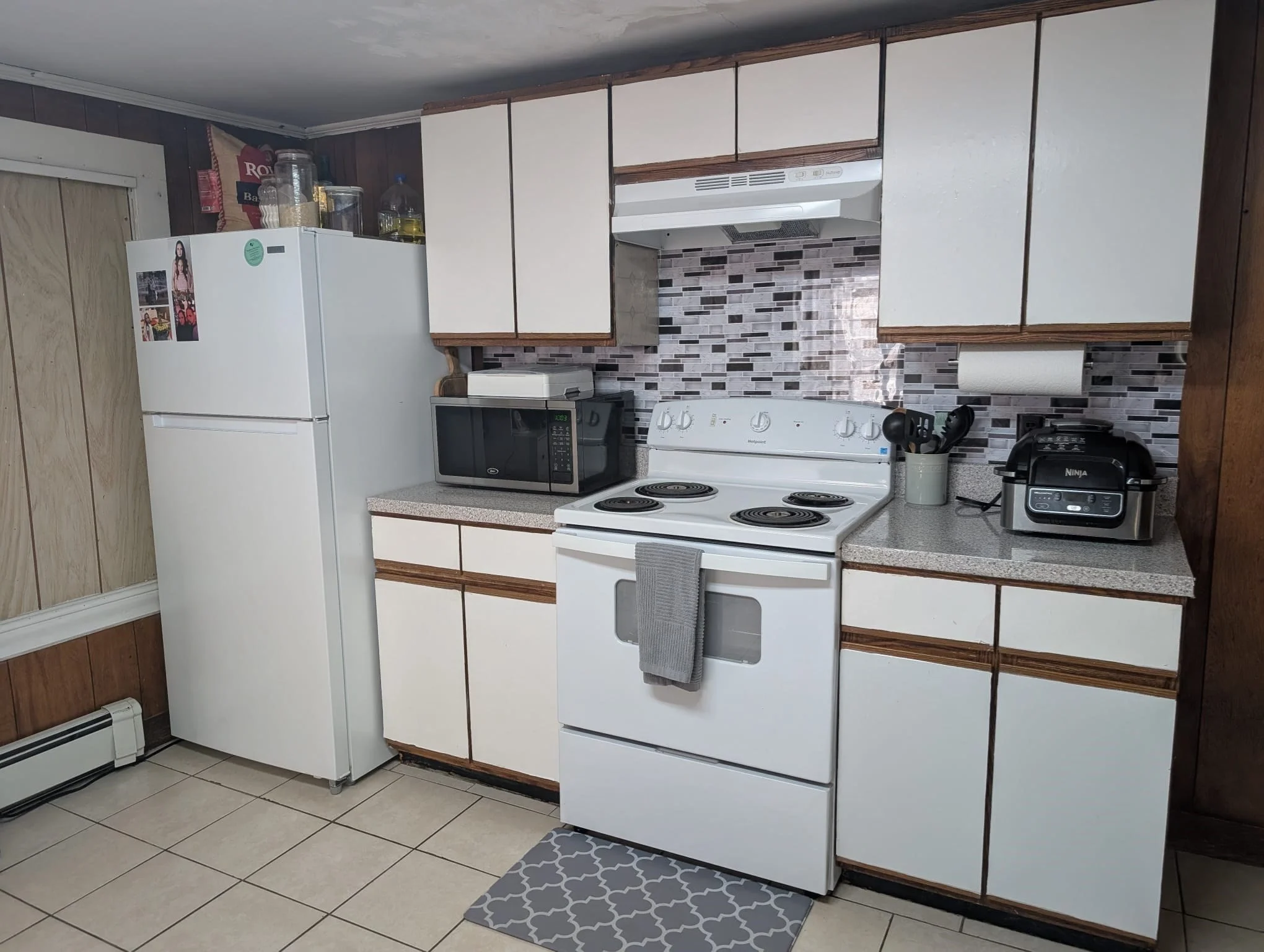 2 bed, 1 bath apartment for rent at 1621 Concord Unit 2, Framingham — photo 4 of 10