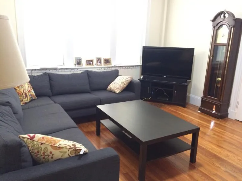 1 bed, 1 bath apartment for rent at 1622 Massachusetts Ave Unit 3, Neighborhood Nine — photo 9 of 10