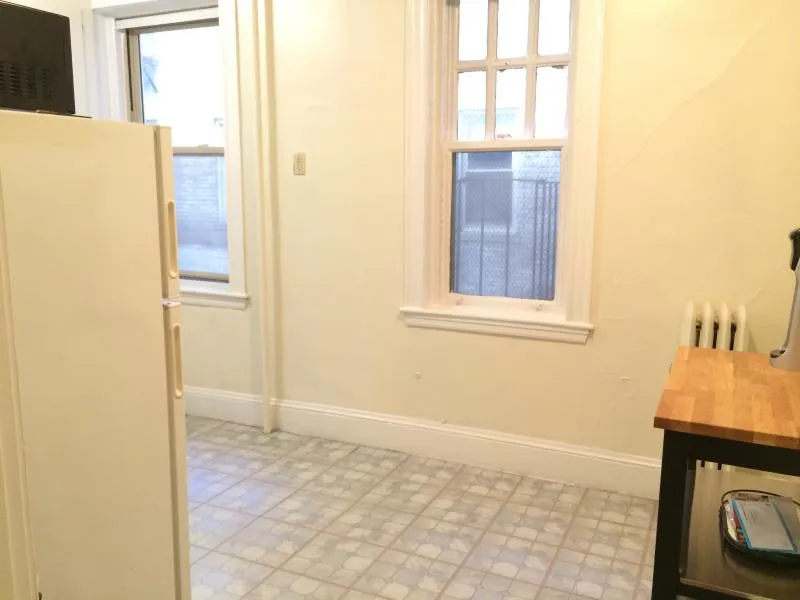 1 bed, 1 bath apartment for rent at 1622 Massachusetts Ave Unit 3, Neighborhood Nine — photo 2 of 10