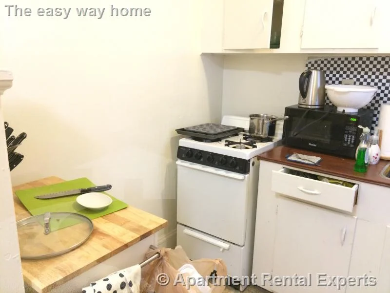 1 bed, 1 bath apartment for rent at 1622 Massachusetts Ave Unit 7, Harvard Square — photo 7 of 10